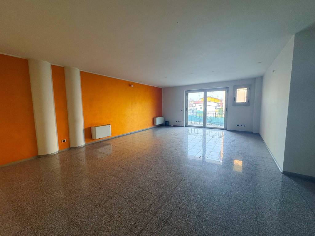 Appartamento a Castiglione delle stiviere in Via Henry Dunant, 8 - Foto 5