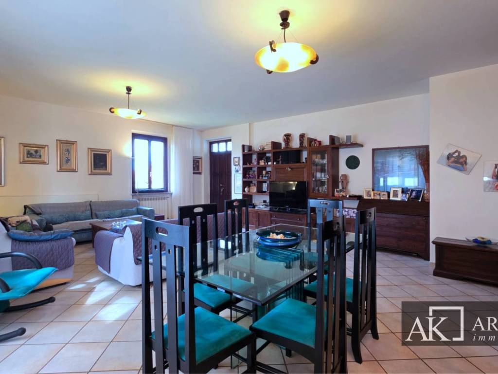 Villa a Novara in Via Uglietti - Foto 5