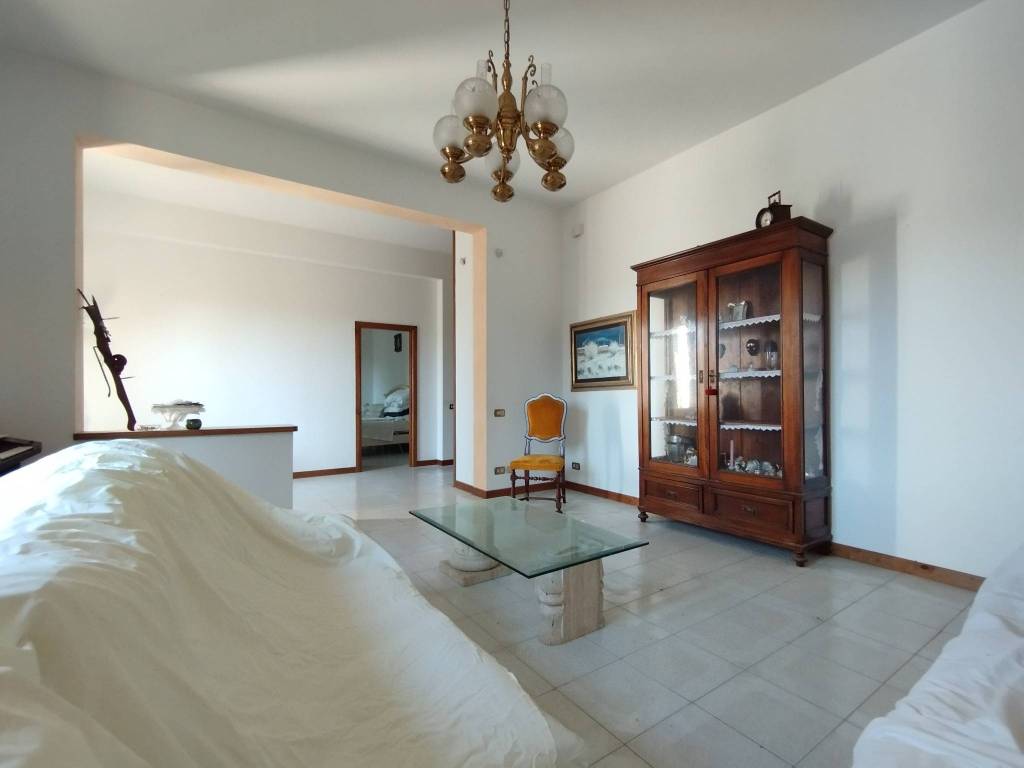 Villa a Quarrata in Via Europa, 376 - Foto 3