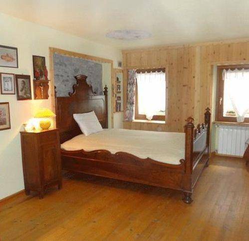 Villa a La salle in Via E. Chanoux 4 - Foto 5