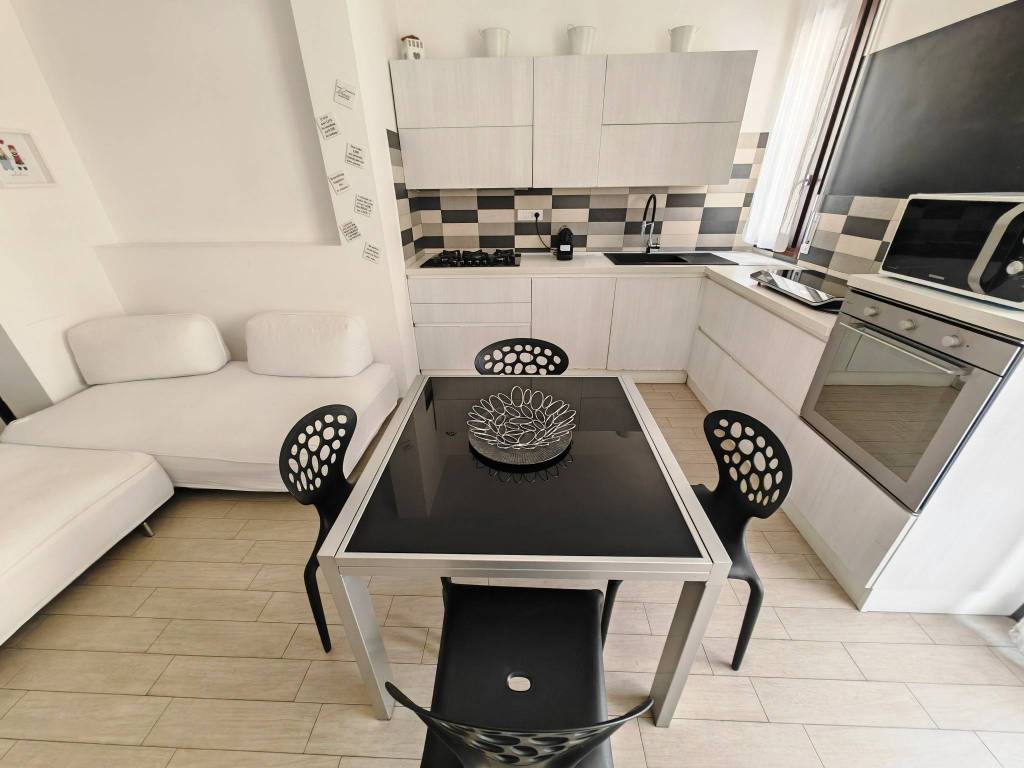 Appartamento a Cagliari in Via Vincenzo Bellini, 7 - Foto 4