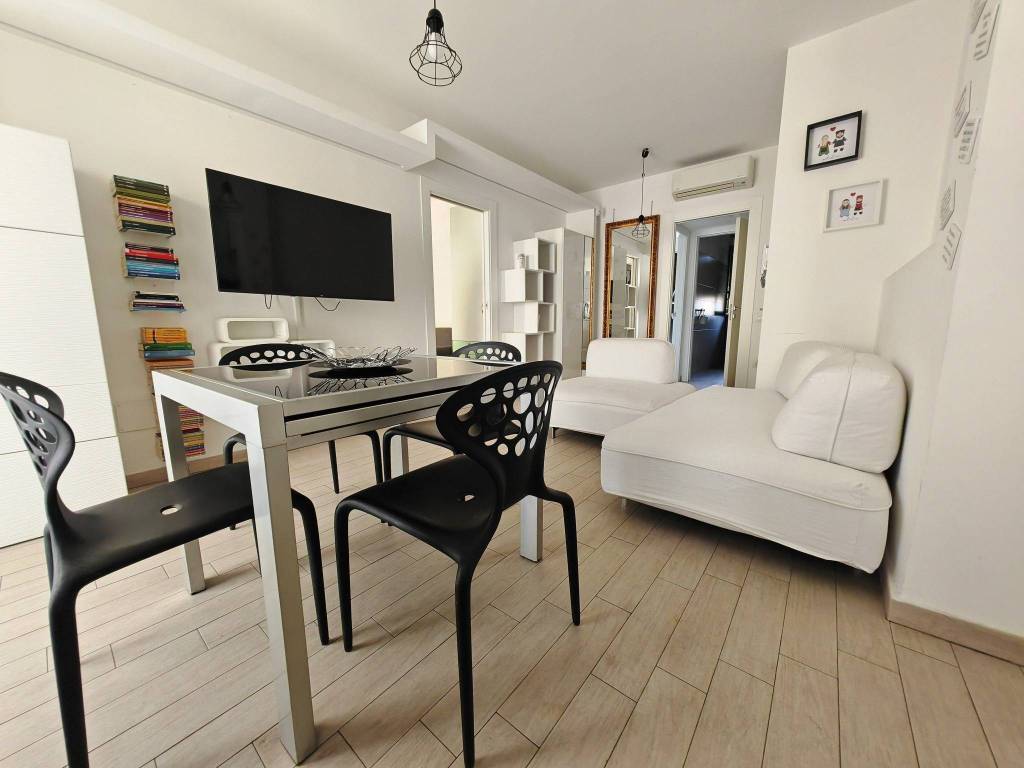 Appartamento a Cagliari in Via Vincenzo Bellini, 7 - Foto 5