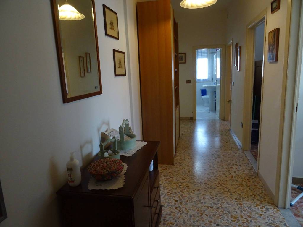 Appartamento a Cecina in Via Antonio Pigafetta - Foto 2