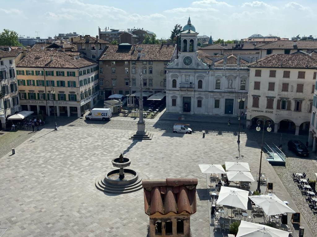Attico / mansarda a Udine in Piazza Giacomo Matteotti - Foto 2