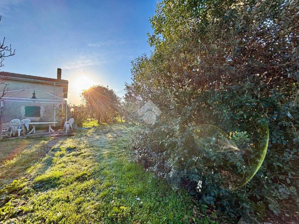 Casa indipendente a Vezzano ligure in Via Arenelle, 17 - Foto 3
