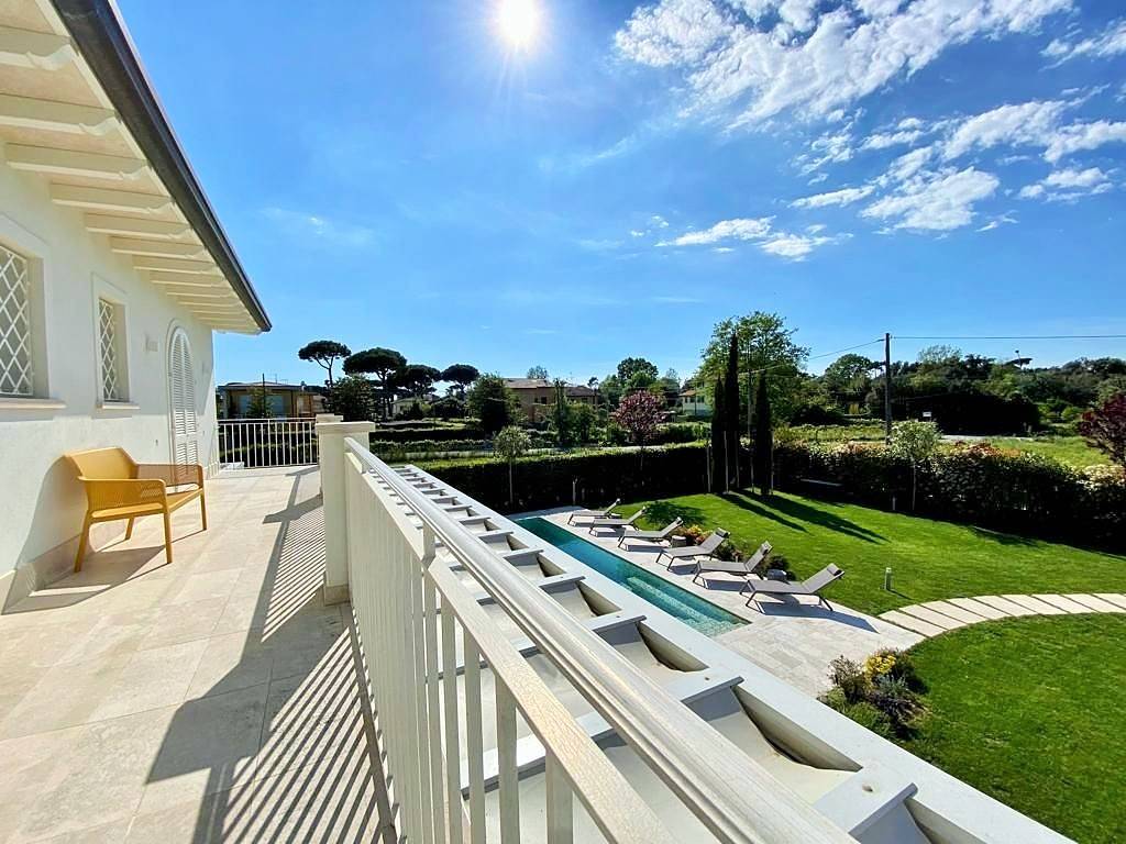 Villa a Pietrasanta in Via Ugo Foscolo - Foto 2