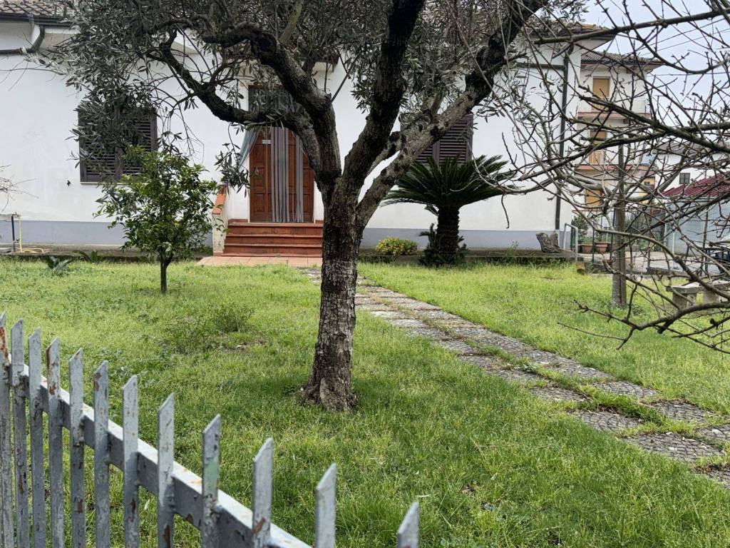 Casa indipendente a Dugenta - Foto 4