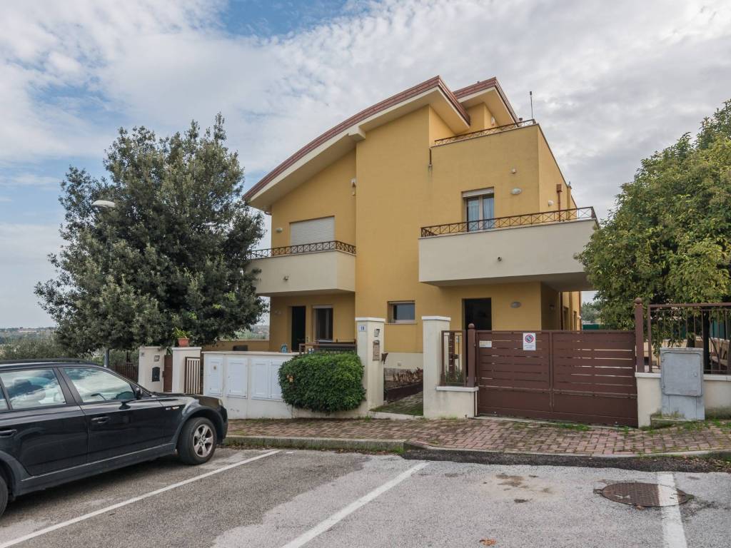 Villa a Coriano in Via 27 Gennaio - Foto 3