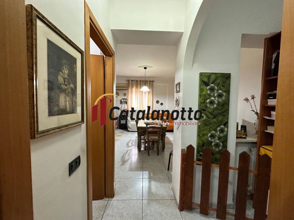 Appartamento a Castelvetrano in Via Giovanni Gentile - Foto 2