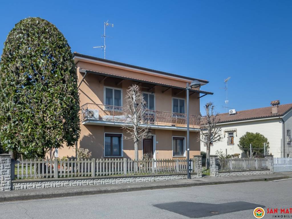 Villa a San giovanni in persiceto in Via Canalazzo, 11 - Foto 3