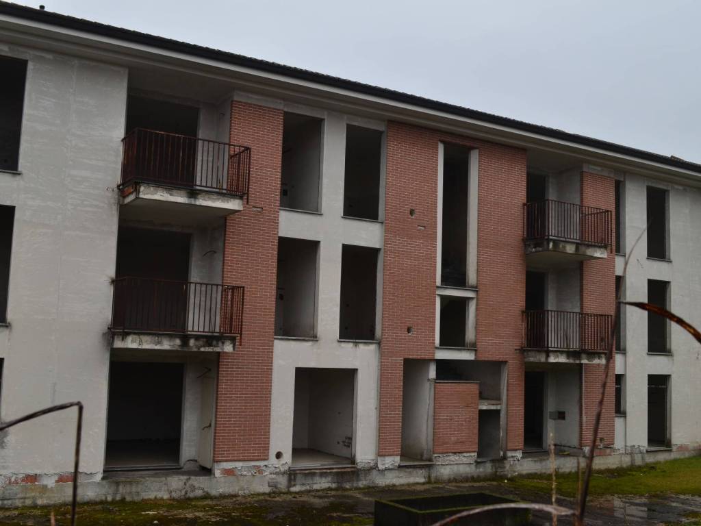 Appartamento a Varallo pombia in Via Monte Grappa - Foto 3