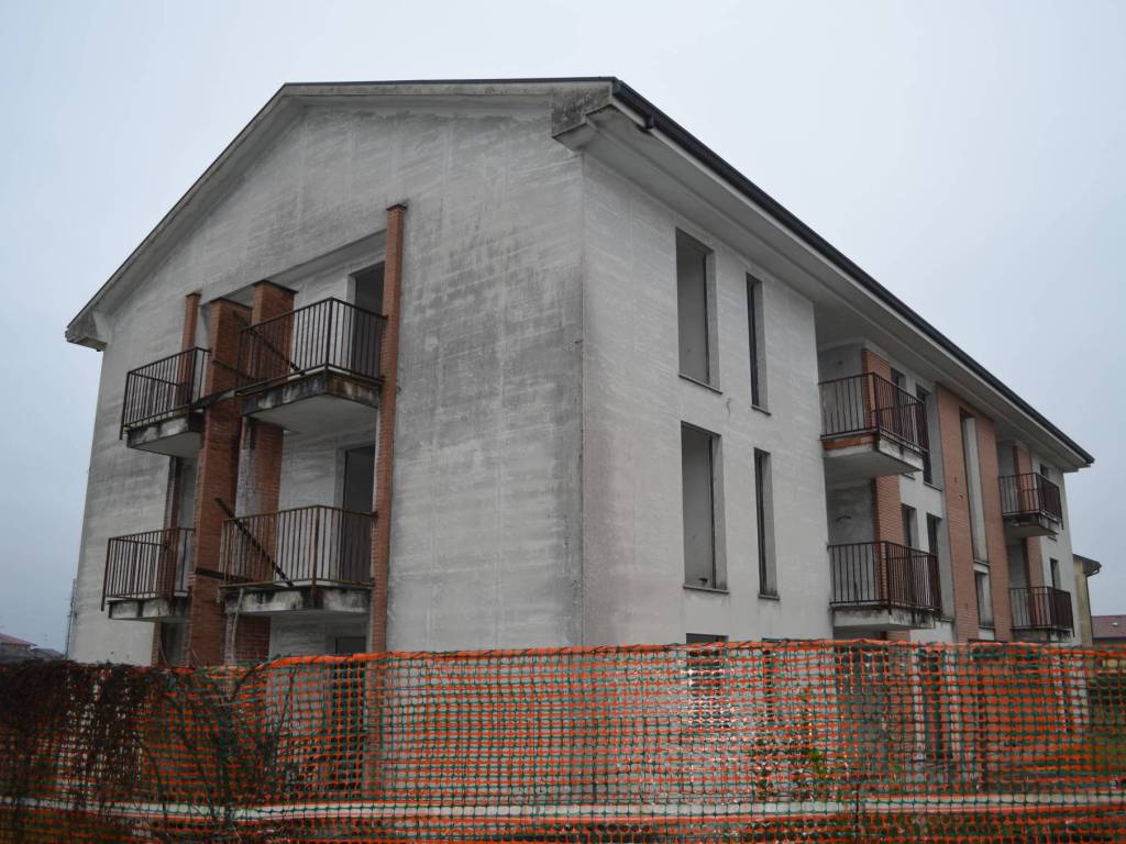 Appartamento a Varallo pombia in Via Monte Grappa - Foto 4