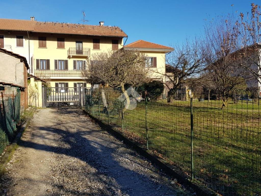 Casa indipendente a Borgo ticino in Via cimitero - Foto 3