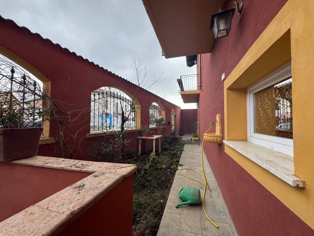 Casa indipendente a Alessandria in Via Genova, 63 - Foto 2