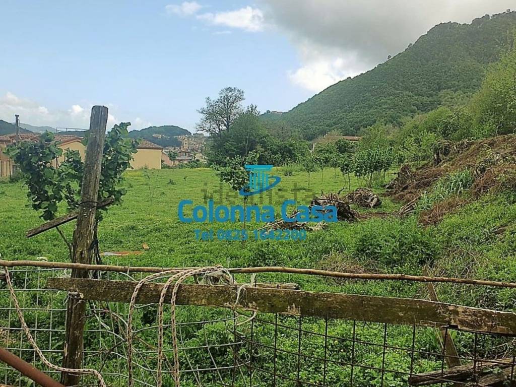 Terreno a Baronissi in Via Lucarelli S.N.C. - Foto 3