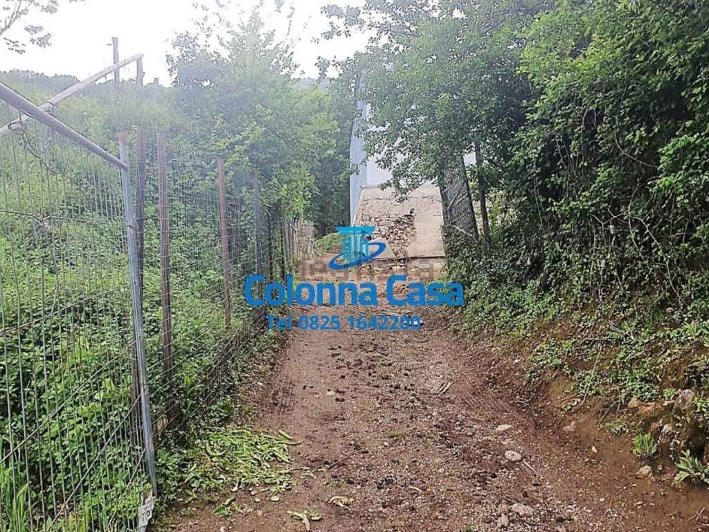Terreno a Baronissi in Via Lucarelli S.N.C. - Foto 5