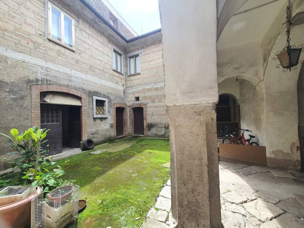 Palazzo / stabile a Montoro - Foto 4