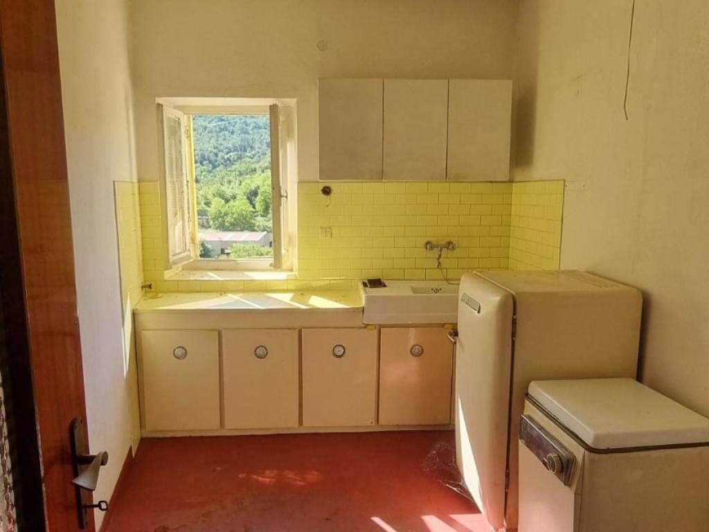 Villa a Carrodano in VIA 4 NOVEMBRE - Foto 5