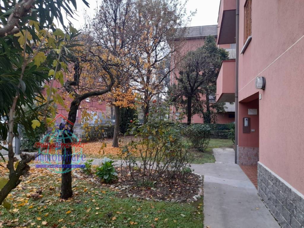 Appartamento a Calderara di reno in VIA ANDREA COSTA, 7 - Foto 4