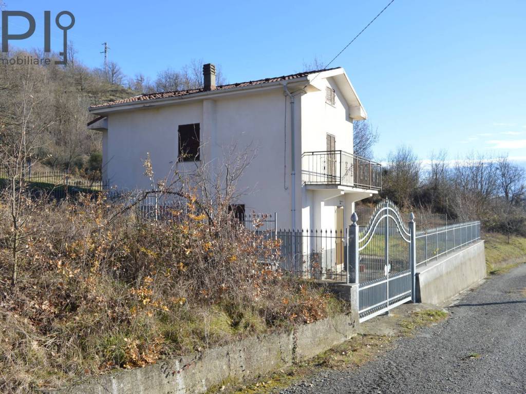 Villa a Ponzone in località campora - Foto 3