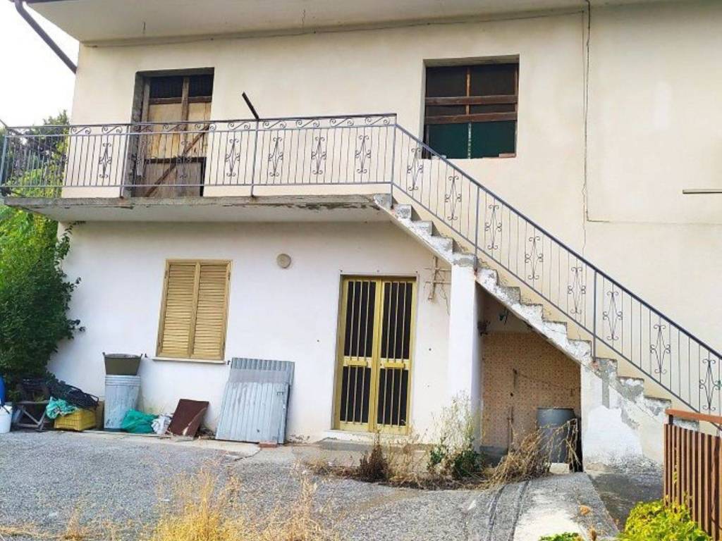Villa a Gesualdo in Contrada Boschetto S.N.C. - Foto 3