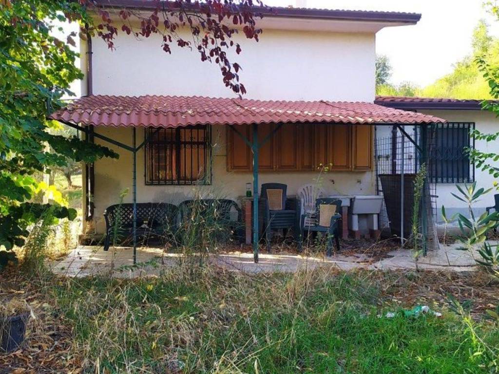 Villa a Gesualdo in Contrada Sterpara Di Veronica S.N.C. - Foto 5