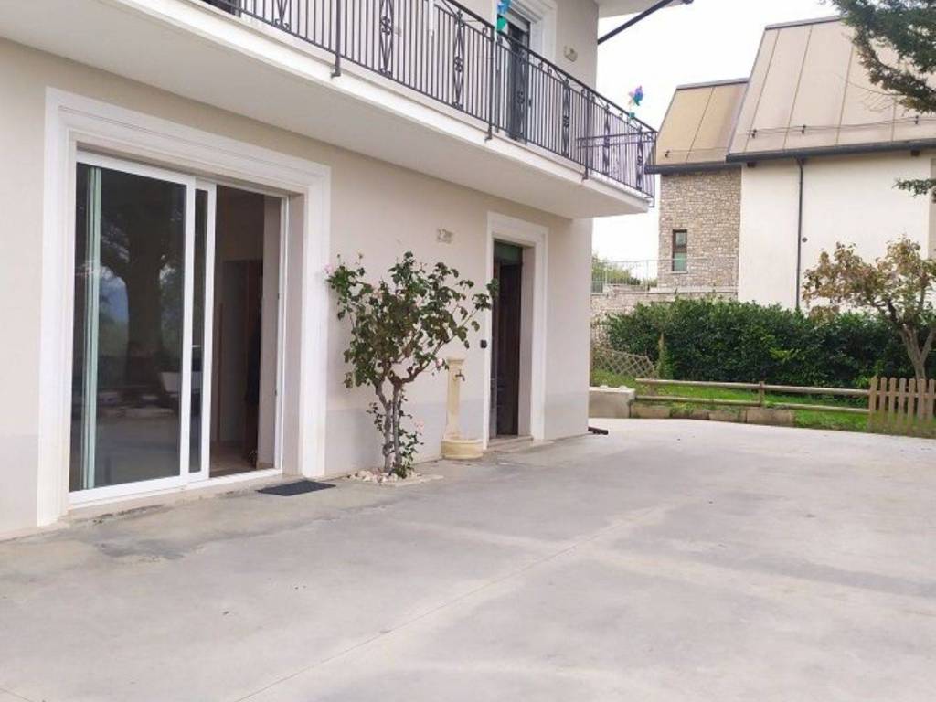 Villa a Gesualdo in Via Carpiniello S.N.C. - Foto 5