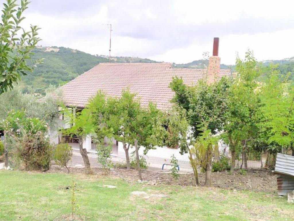 Villa a Villanova del battista in Contrada Piscioli S.N.C. - Foto 3