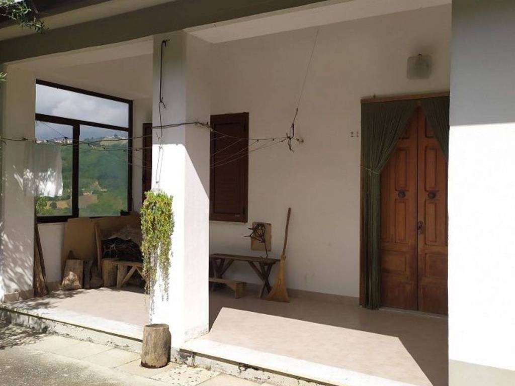 Villa a Villanova del battista in Contrada Piscioli S.N.C. - Foto 5