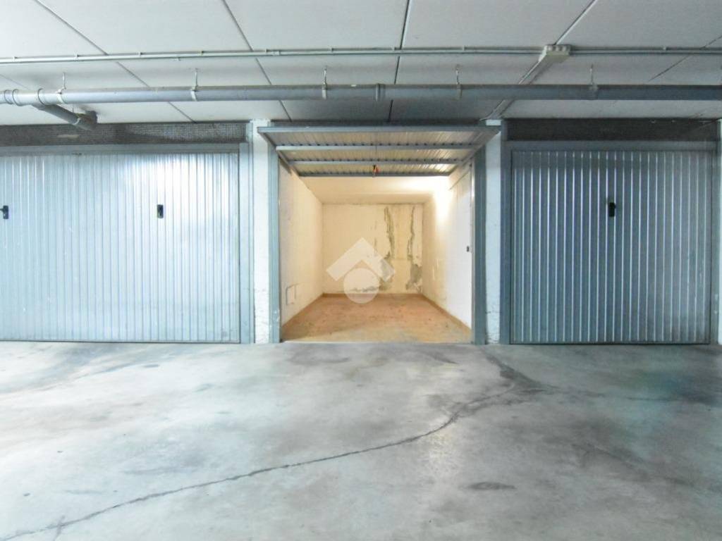 Box / garage a Lavagno in Via Gianfranco Miglio, 9 - Foto 5