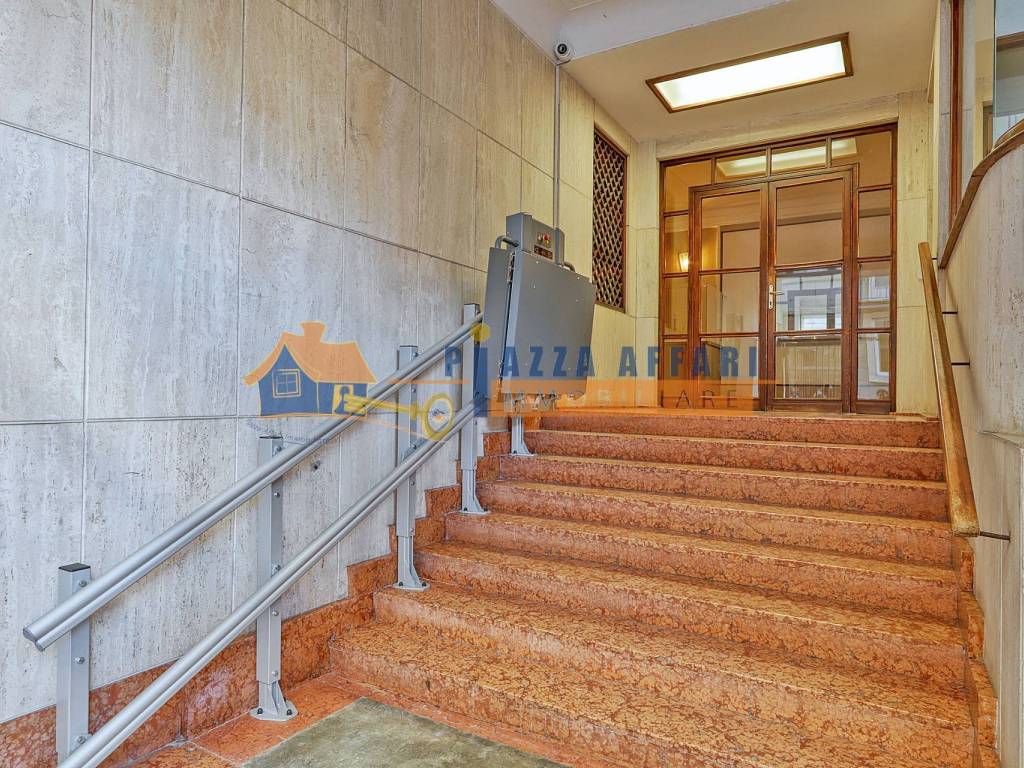 Appartamento a Varese in VIA BAGAINI - Foto 4