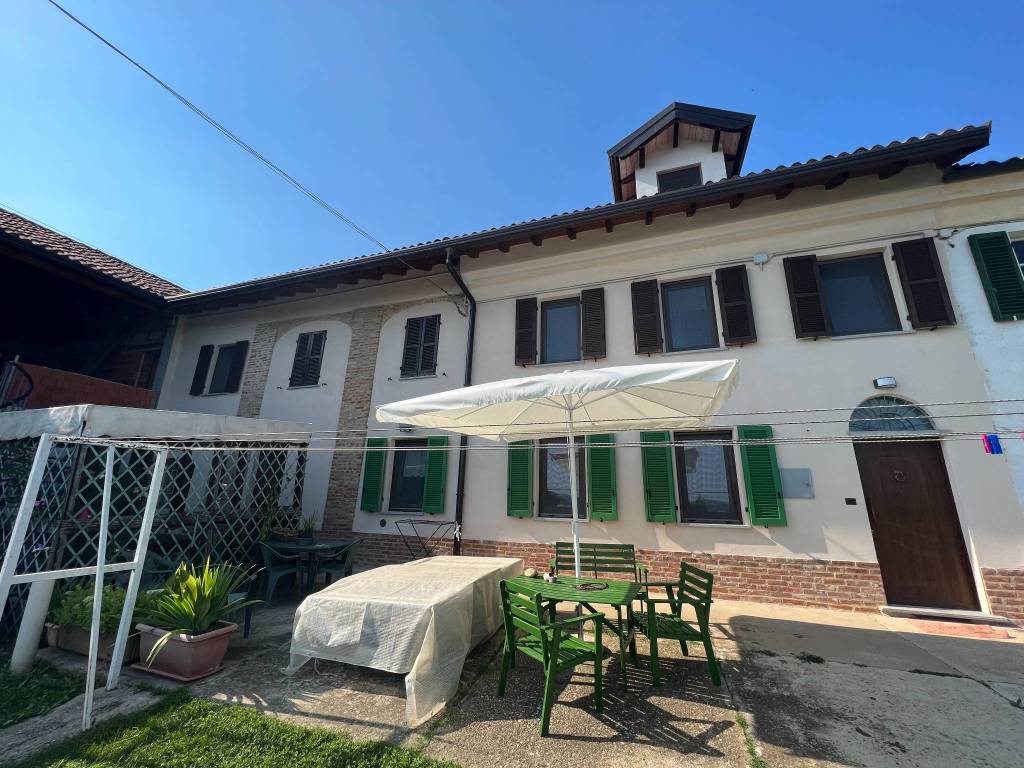 Casa indipendente a Asti in Località Valterza 95/a - Foto 2