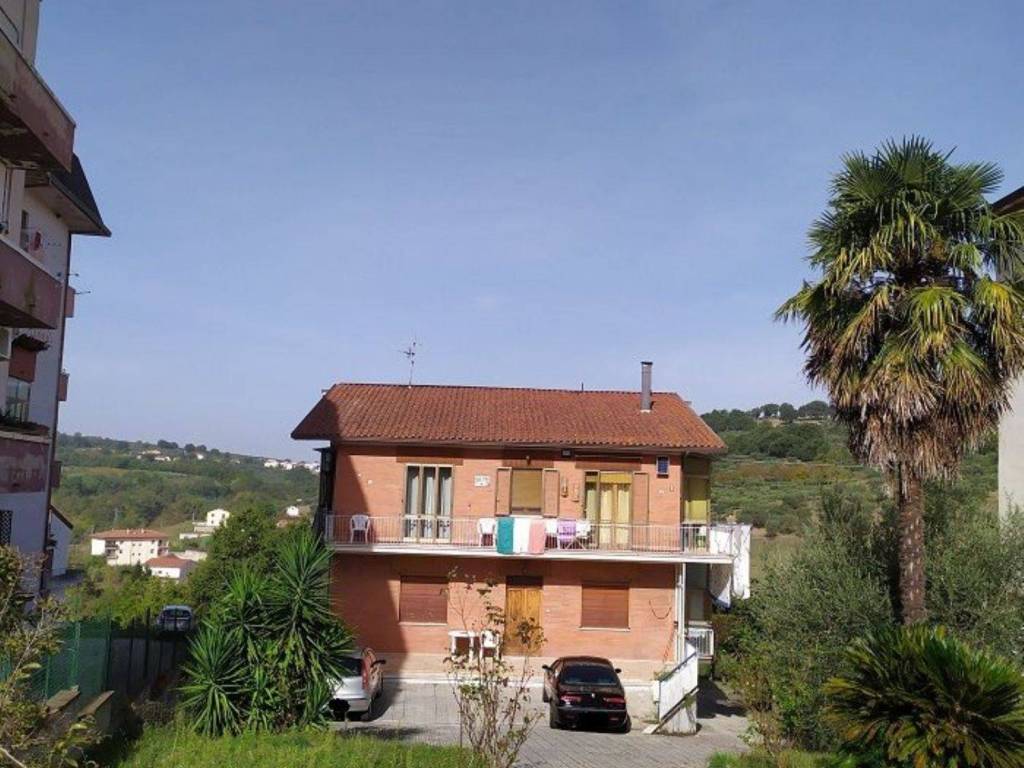 Appartamento a Mirabella eclano in Via Calcazanco S.N.C. - Foto 2