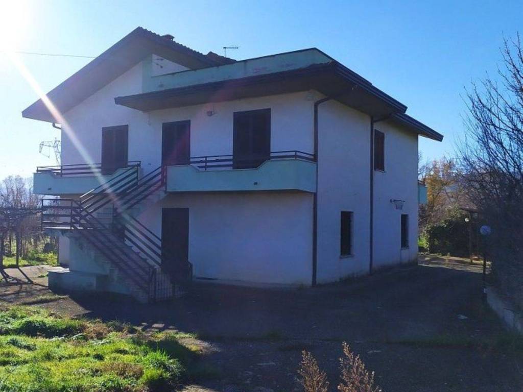 Villa a Paternopoli in Contrada Casale S.N.C. - Foto 2