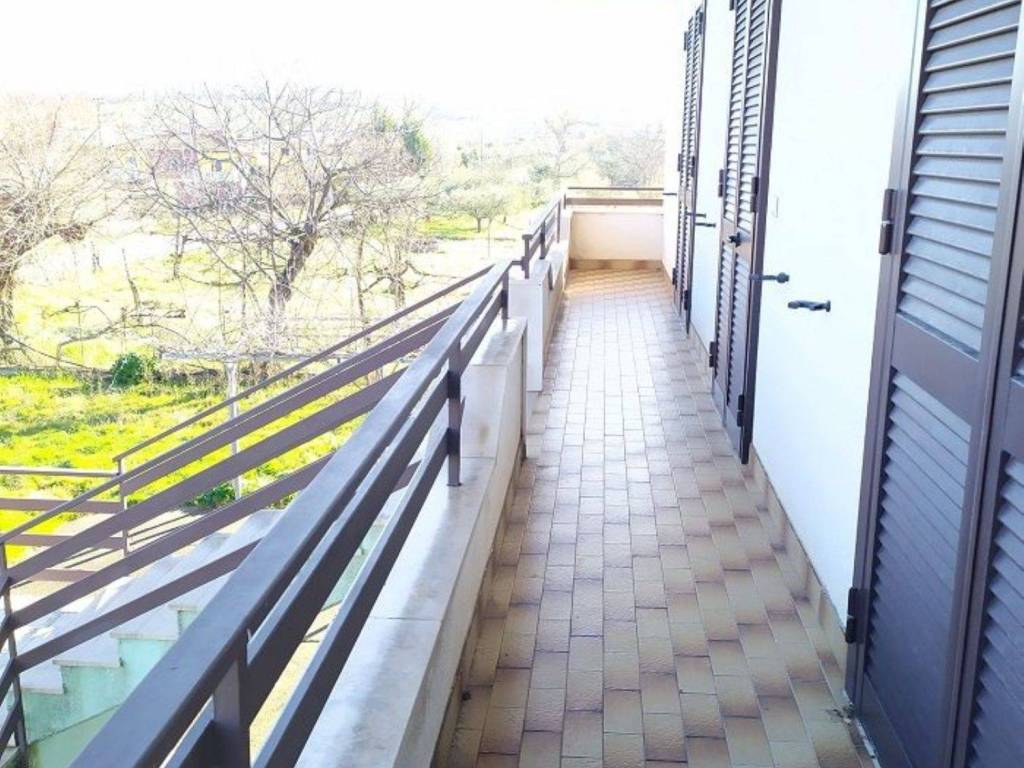 Villa a Paternopoli in Contrada Casale S.N.C. - Foto 5