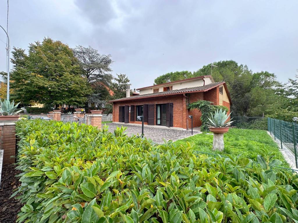 Villa a Perugia in Via delle Marche, 129 - Foto 2