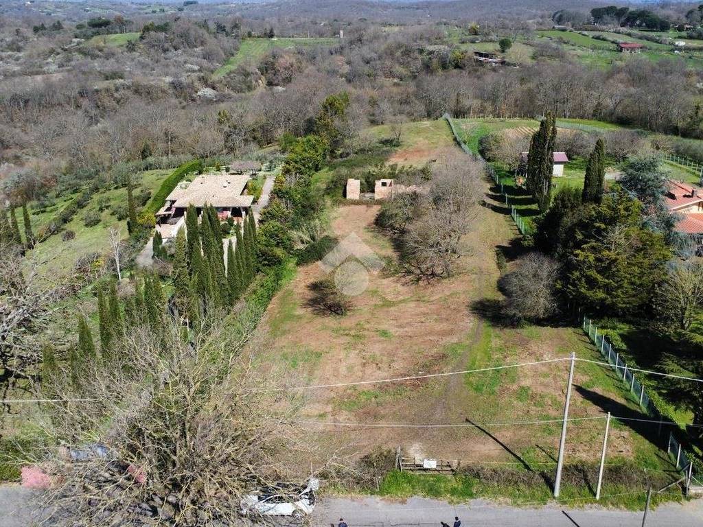 Terreno a Oriolo romano in Str. Poggio Palombino, 36 - Foto 2
