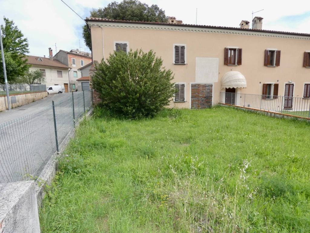 Casa indipendente a Fabriano in Via Case Nuove, 25 - Foto 2