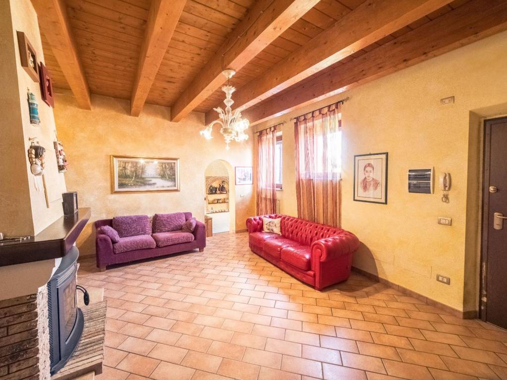 Attico / mansarda a Fabriano in VIA GIOBERTI - Foto 2