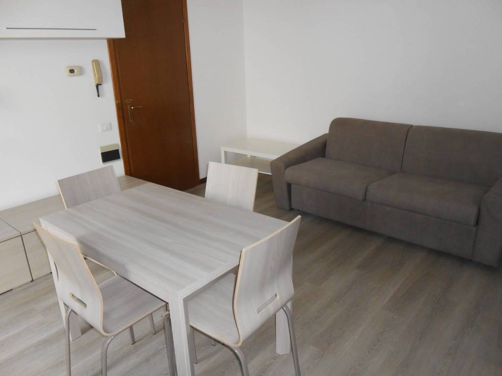 Appartamento a Cremona in Via Giuseppe Rabboni - Foto 4