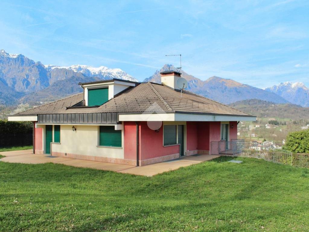 Villa a Feltre in Viale Pederore, 12 - Foto 2