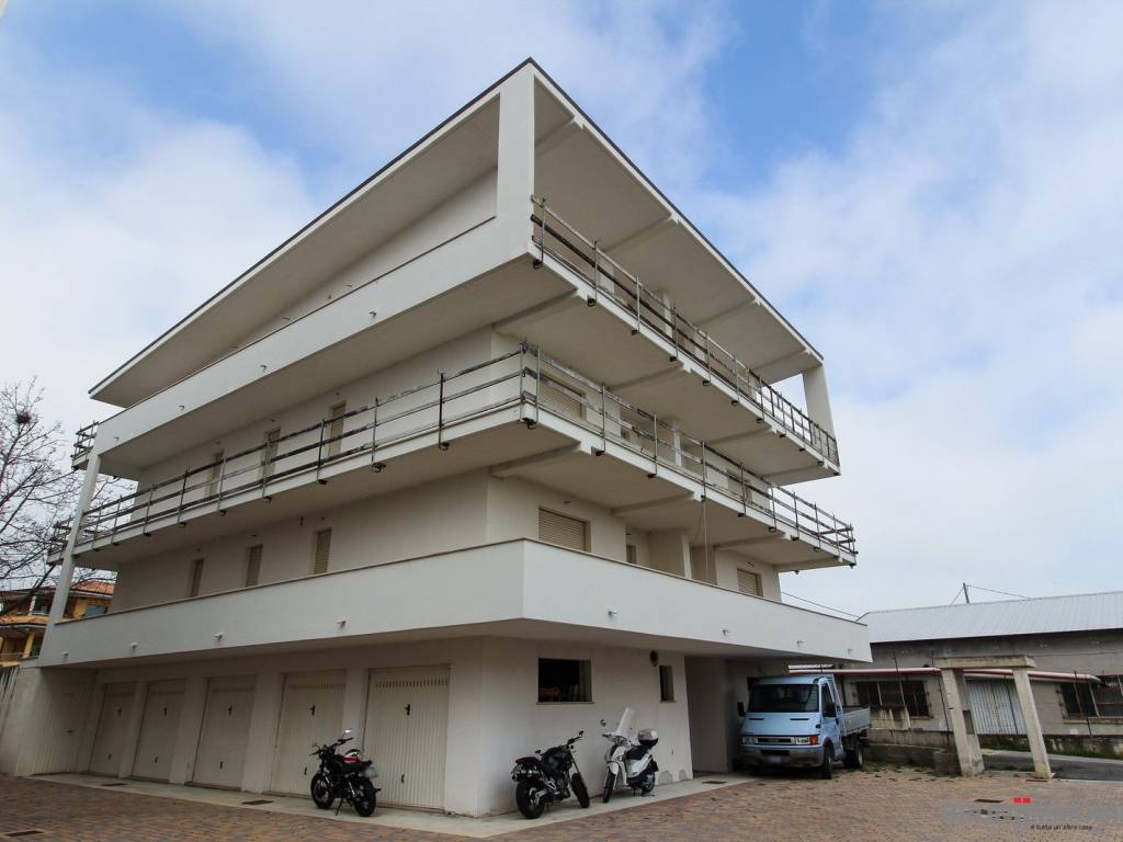 Palazzo / stabile a Ortona in Contrada San Donato, 82 - Foto 4