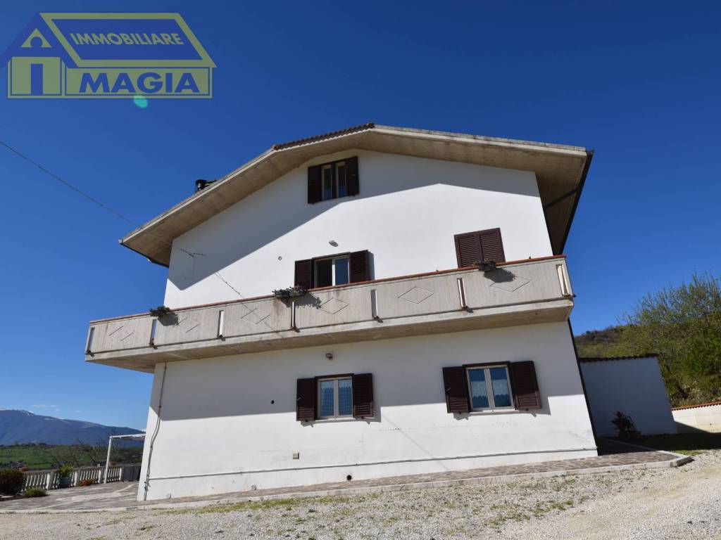 Rustico / casale a Appignano del tronto in Contrada Montecalvo, 32 - Foto 5