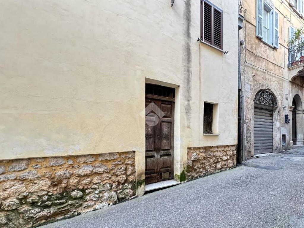 Immobile a Sezze in Via Umberto I, 103 - Foto 2
