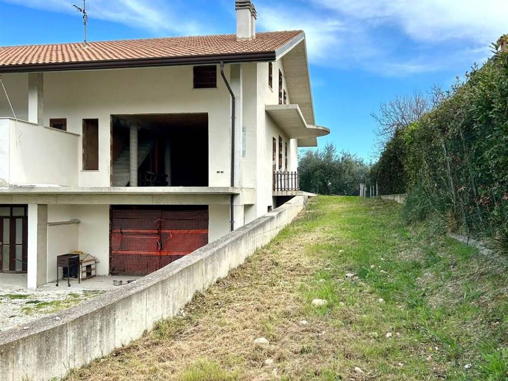 Appartamento a Treglio - Foto 2