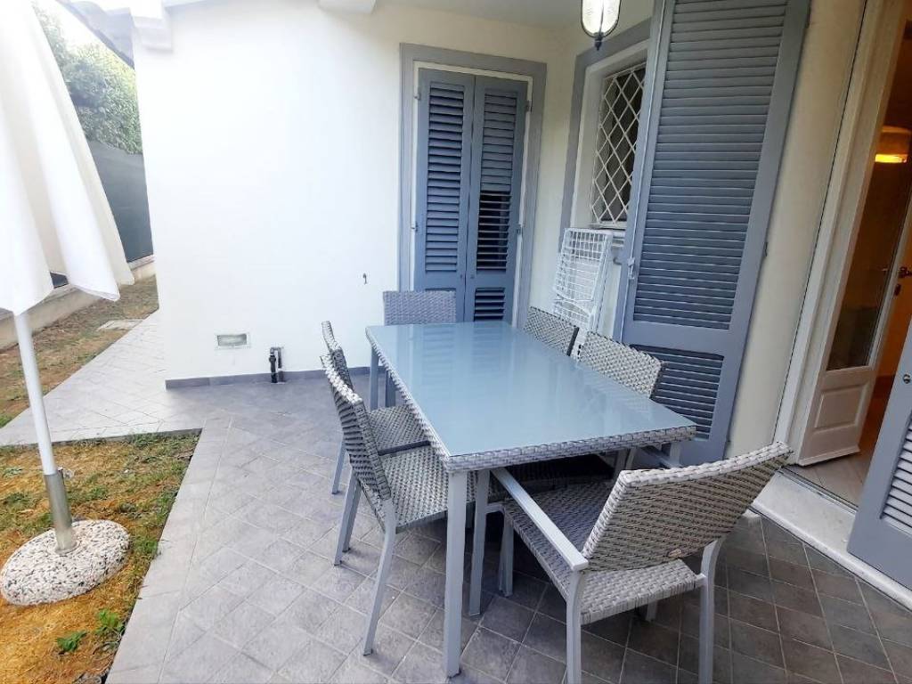 Appartamento a Forte dei marmi in Via Giosuè Carducci - Foto 3