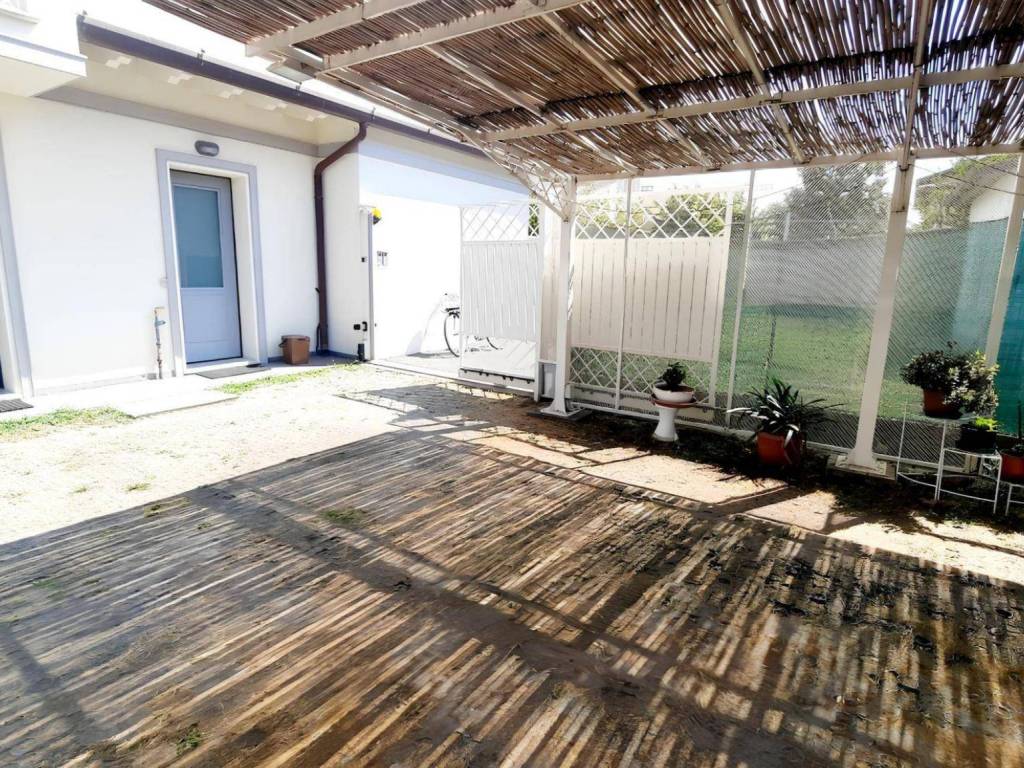 Appartamento a Forte dei marmi in Via Giosuè Carducci - Foto 4