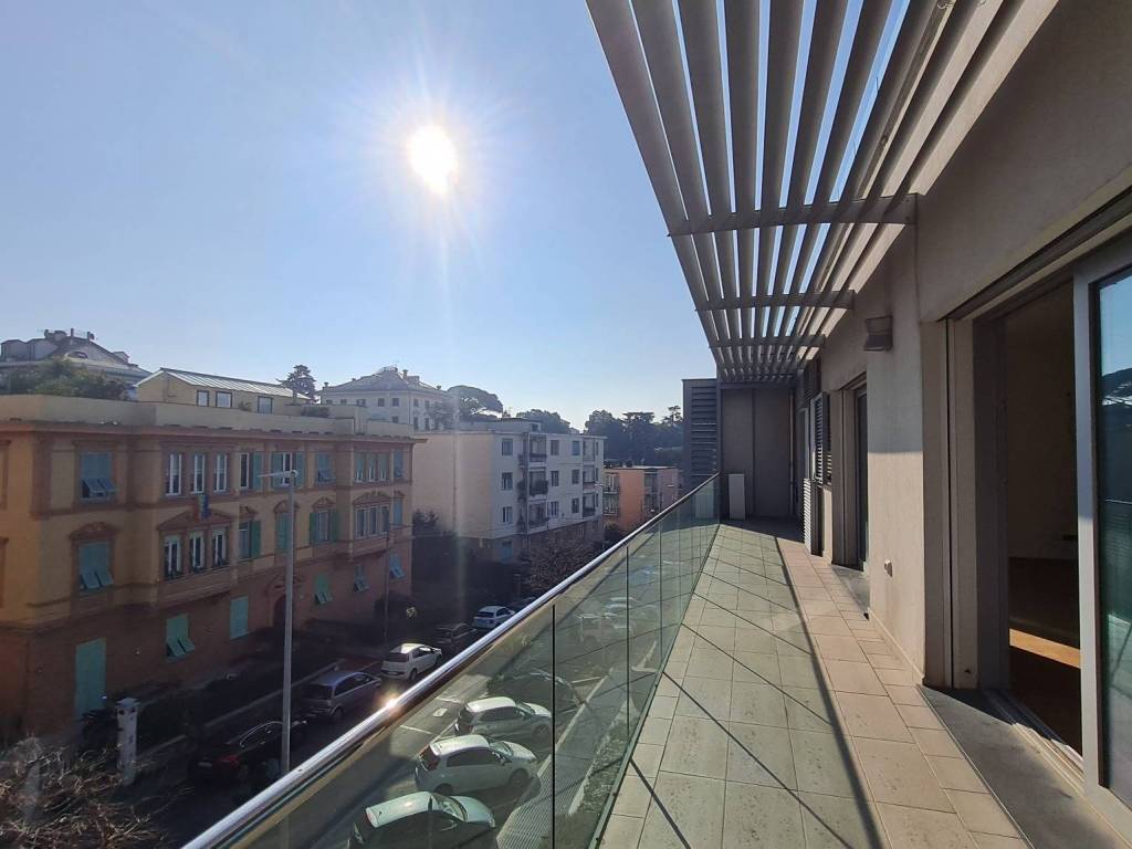 Attico / mansarda a Genova in Via Arnaldo da Brescia - Foto 3