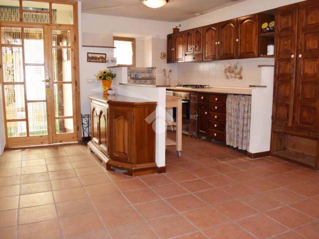 Casa indipendente a Tagliacozzo in Via dei Molini - Foto 4