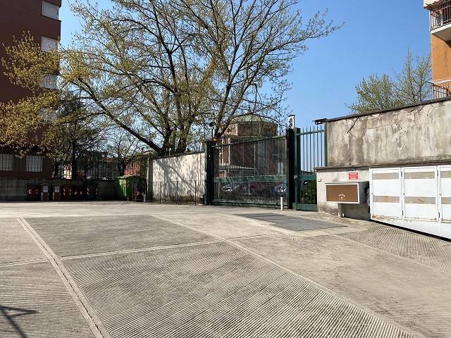 Box / garage a Lodi in Via Lodi Vecchio, 14 - Foto 3